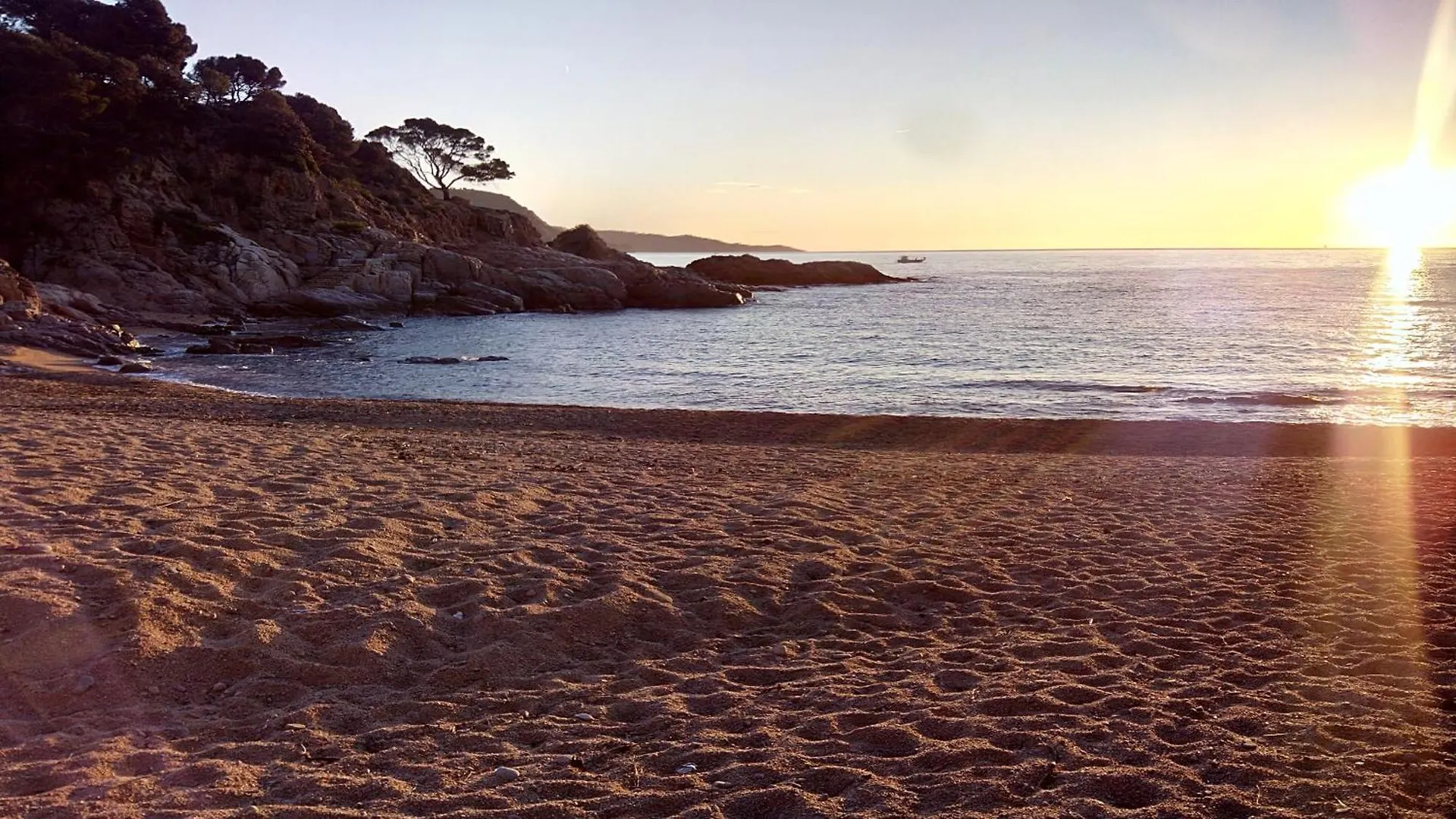 Luxury Duplex - 2 Terraces - Private Beach Tossa de Mar Apartment